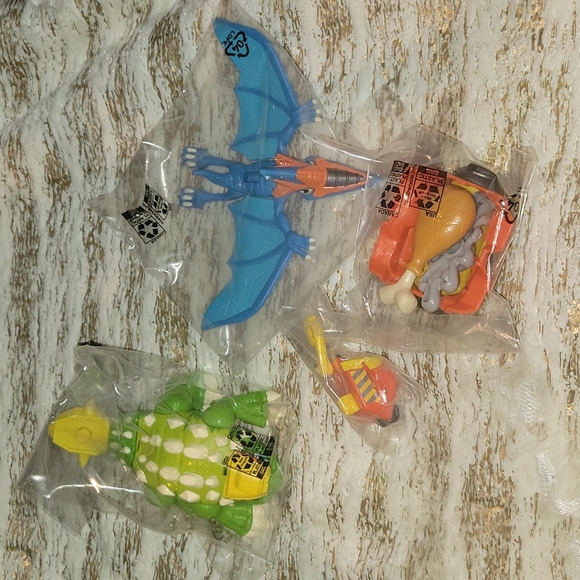 NIB | Playskool x Chomp Squad Playsets - Picture 4 of 14